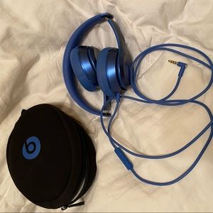 Blue beats by Dre
